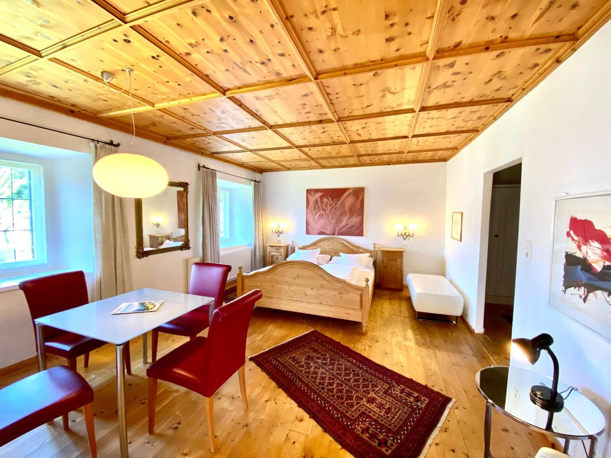 Appartements Greier Telfes im Stubai Oda fotoğraf